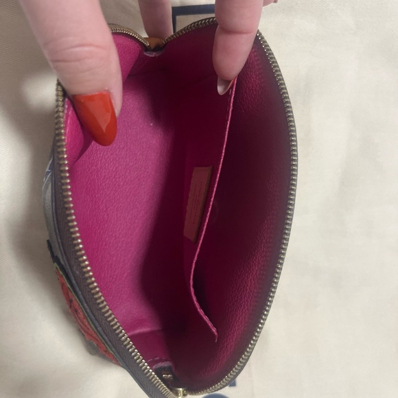 LUIS VUITTON COSMETIC POUCH LIMITED EDITION - Picture 4 of 7